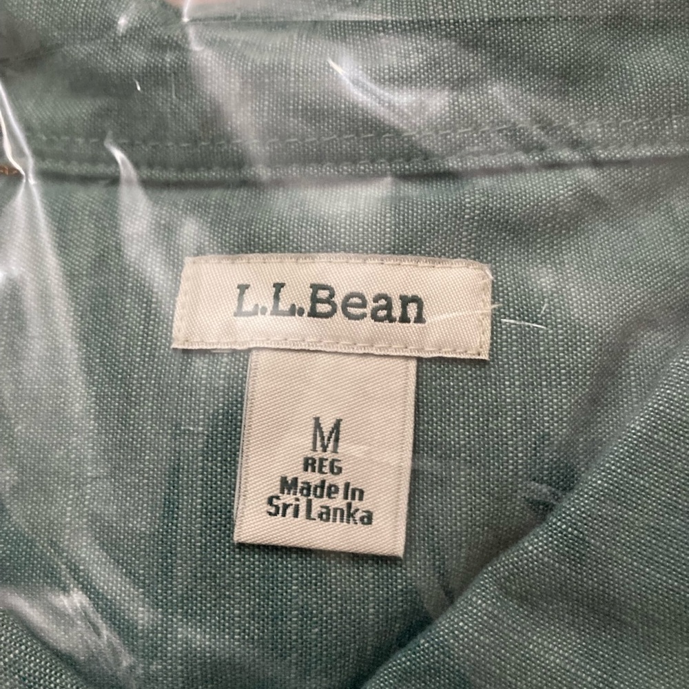 L.L. Bean Green Button Up Shirt Relaxed Fit Classic Quality New England NWOT - Picture 8 of 10